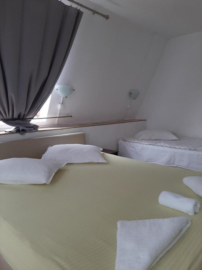 Piccola Italia Casa Racovita Cluj Napoca Bagian luar foto