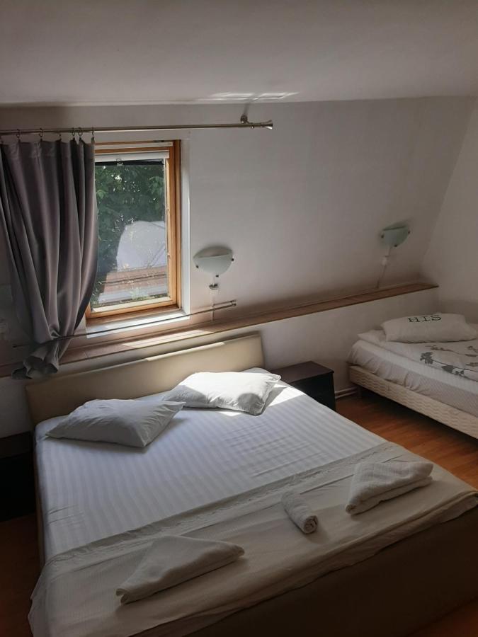 Piccola Italia Casa Racovita Cluj Napoca Bagian luar foto