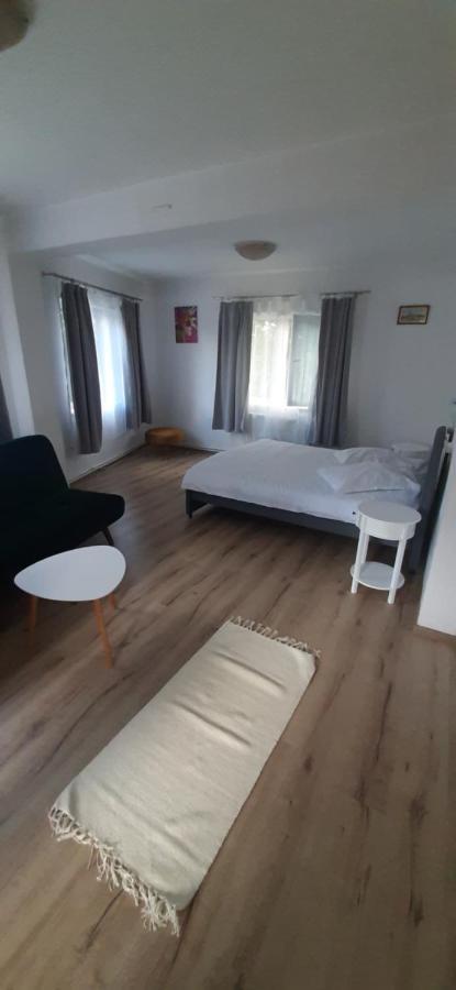 Piccola Italia Casa Racovita Cluj Napoca Bagian luar foto