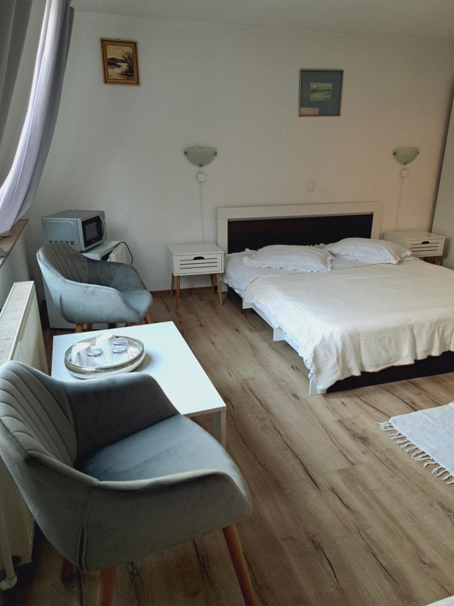 Piccola Italia Casa Racovita Cluj Napoca Bagian luar foto