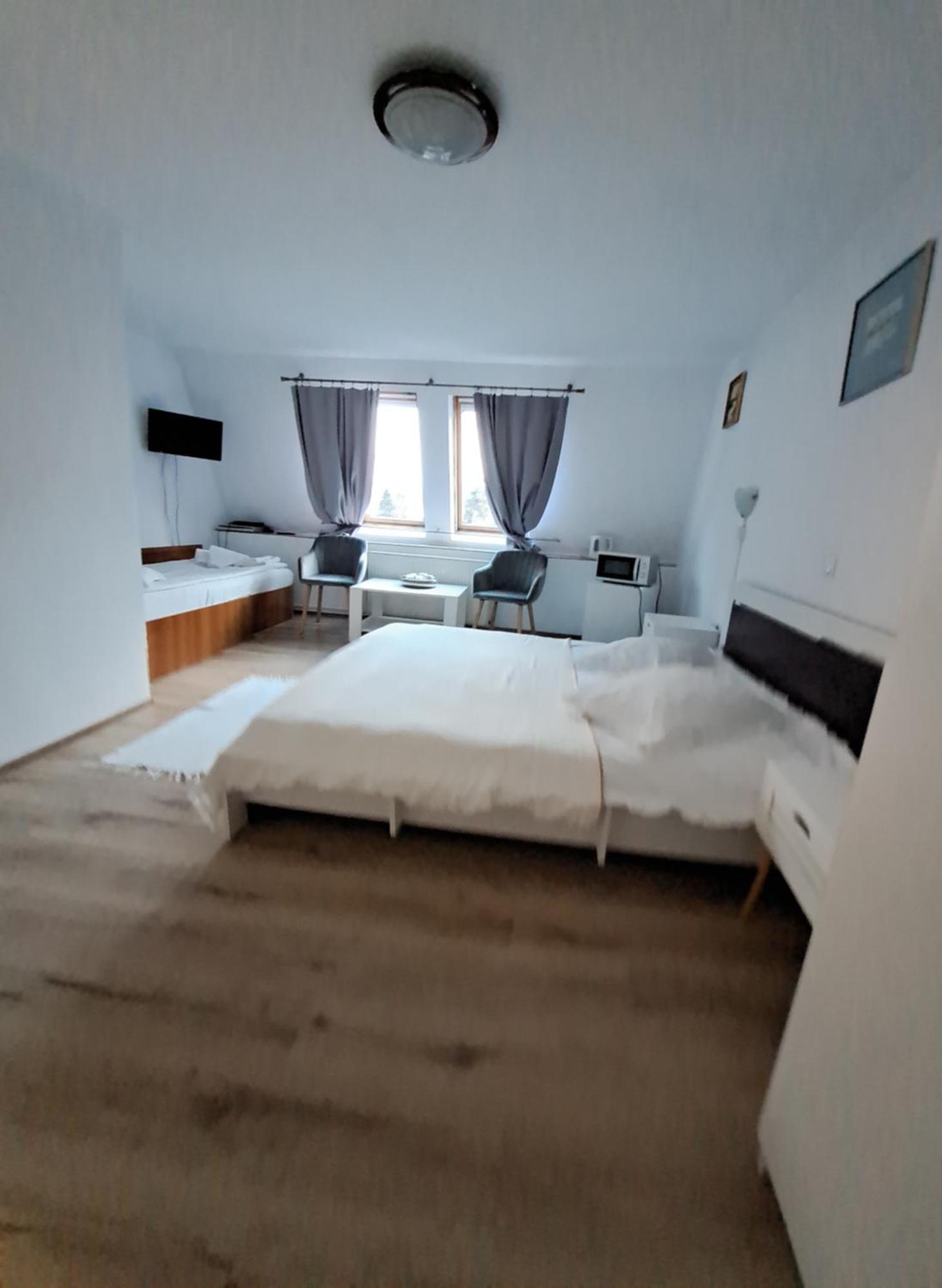Piccola Italia Casa Racovita Cluj Napoca Bagian luar foto